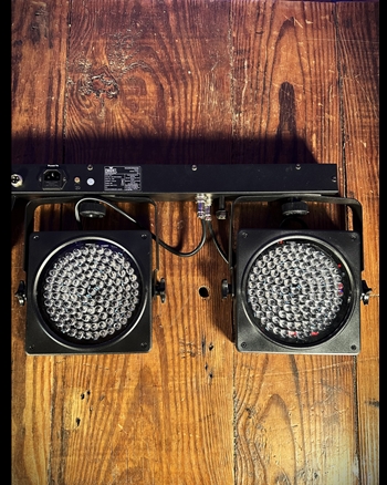 Chauvet DJ 4BAR - LED Wash Light System *USED
*