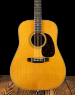 Martin D-28 - Natural *USED*