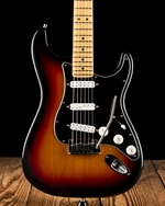 Fender American Series Stratocaster - 3-Color Sunburst *USED*