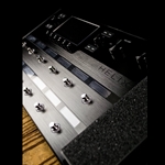 Line 6 Helix Floor Guitar Multi-Effects Processor Pedal