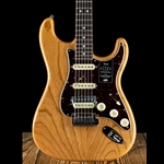 Fender American Ultra Stratocaster HSS - Aged Natural