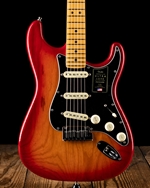 Fender American Ultra Luxe Stratocaster - Plasma Red Burst