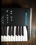 Yamaha MODX6 - 61-Key Synthesizer *USED*