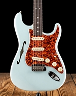 Fender American Professional II StratThinline - Daphne Blue