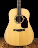 Martin D-28 (2025) - Natural