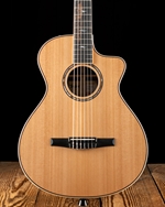 Taylor 812ce-N Cedar Top - Natural