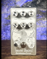 EarthQuaker Devices Space Spiral Modulated Delay Pedal *USED*