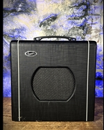 Supro 1808 Blues King 8 Guitar Combo *USED*