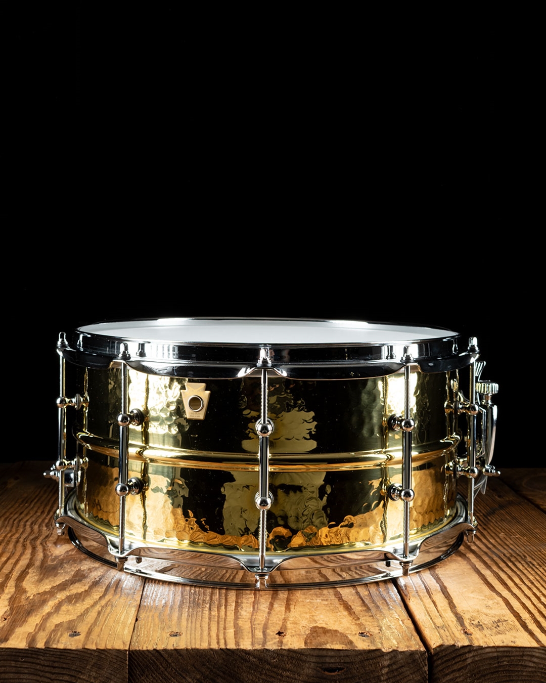 Ludwig LB422BKT - 6.5x14 Hammered Brass Snare