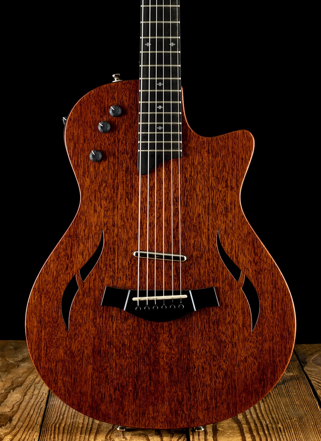 Taylor T5z Classic - Mahogany