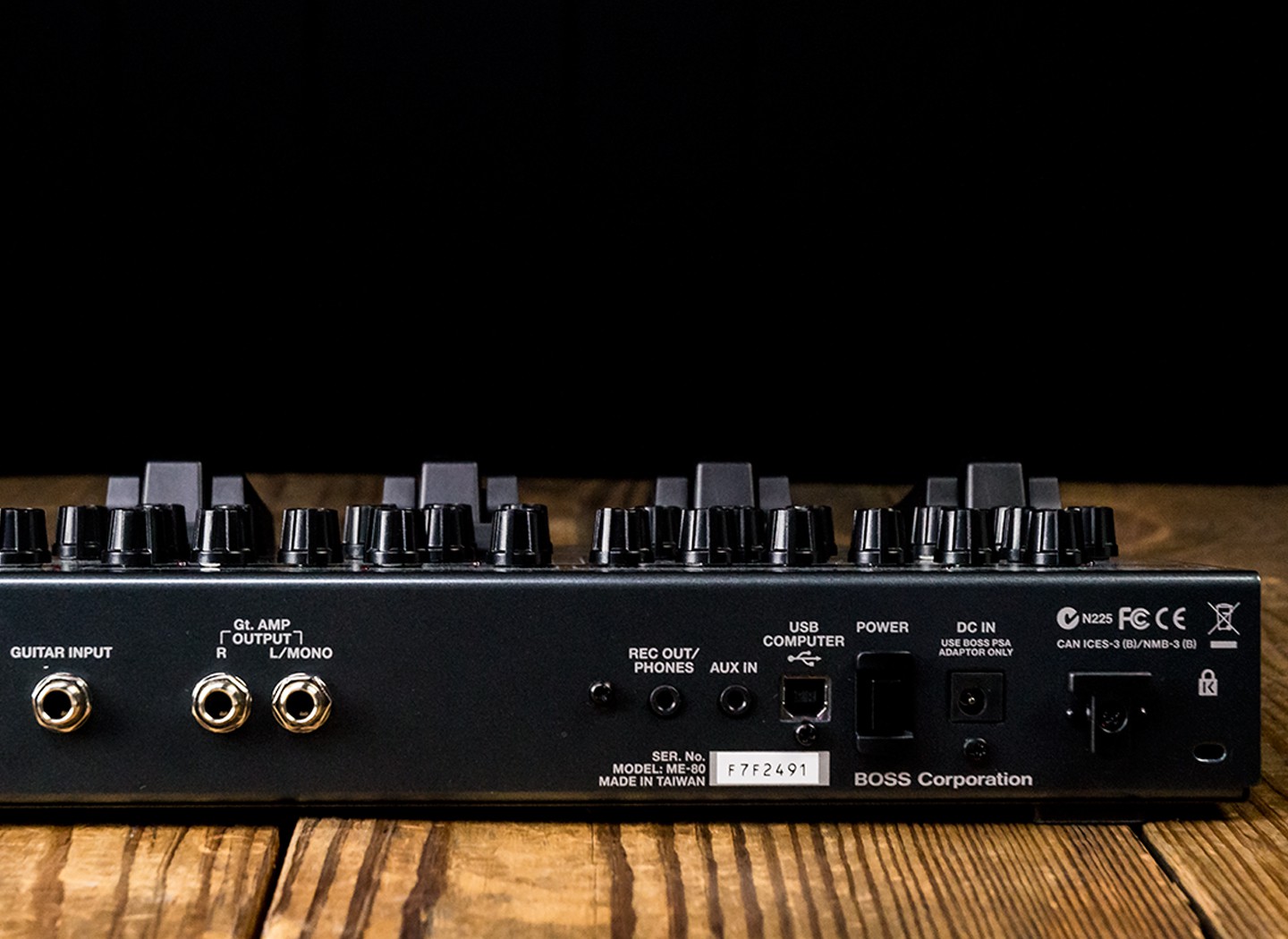 BOSS ME-80 Multi-Effects Pedal