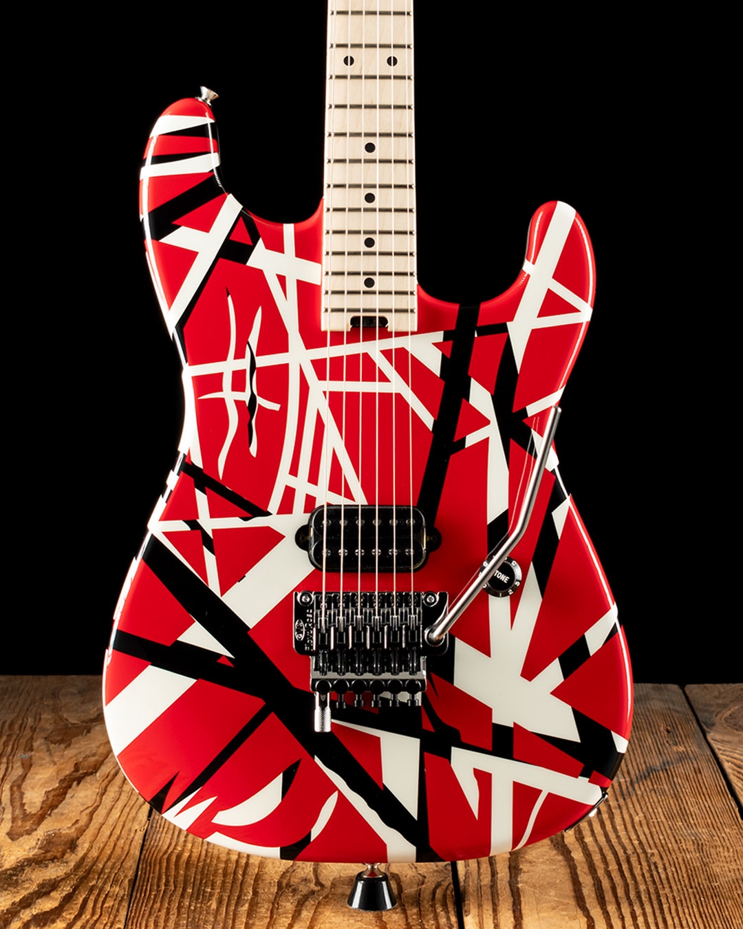 with　Series　Striped　EVH　Stripes　Red　Black