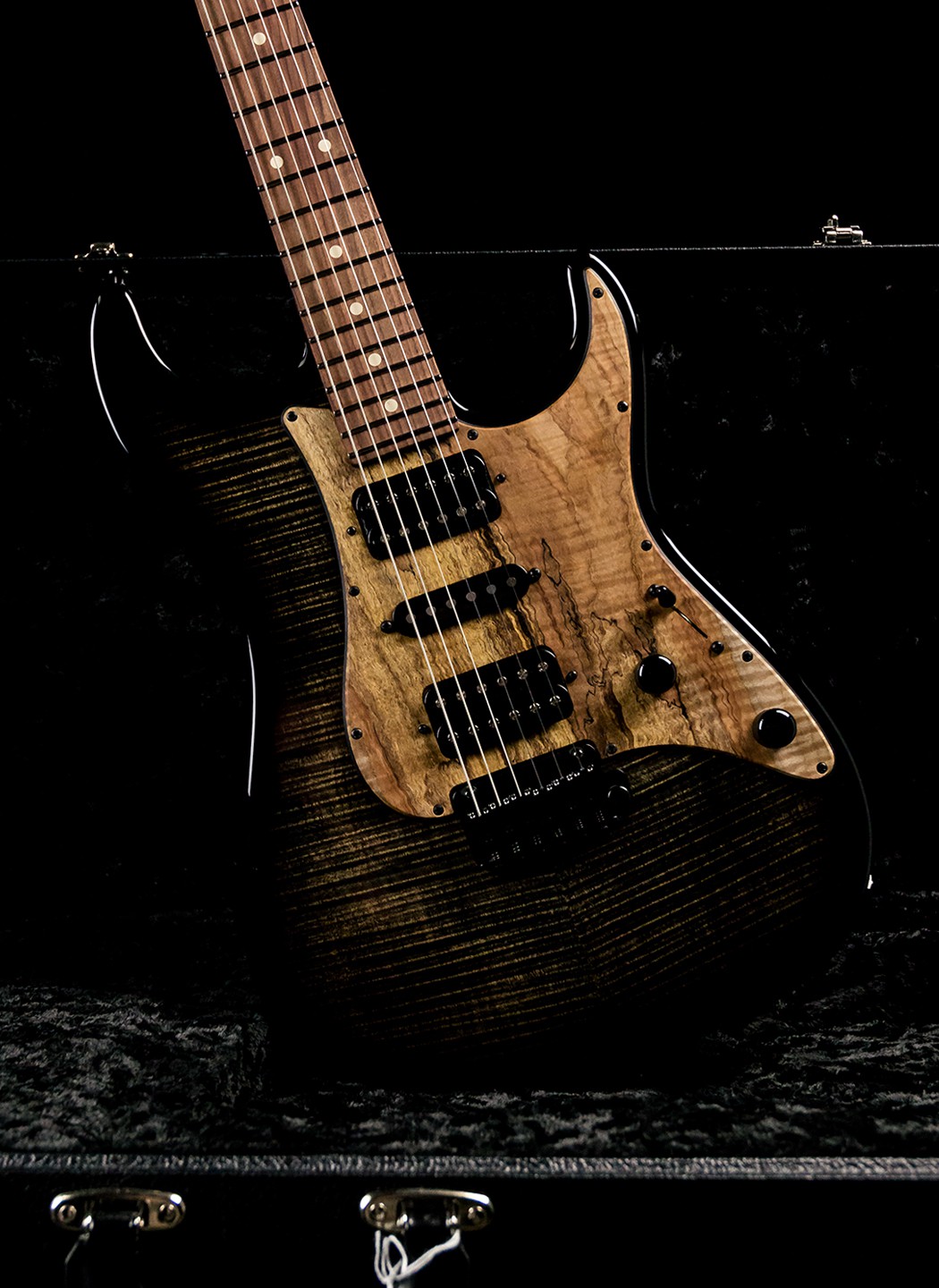 Suhr Standard Custom Flame Maple/Pau Ferro - Trans Charcoal Burst