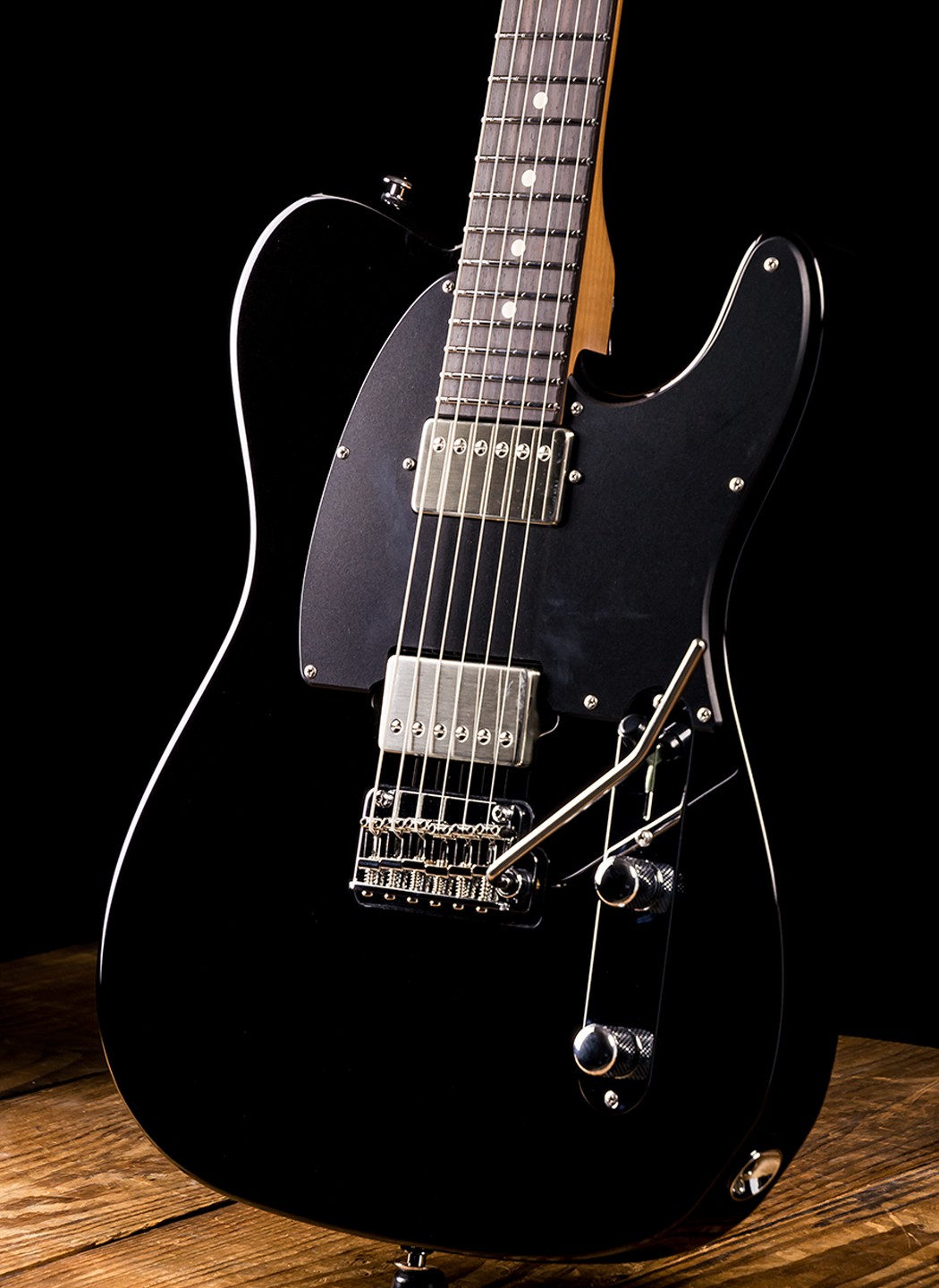 Suhr Classic T 24 Custom - Montego Black Metallic