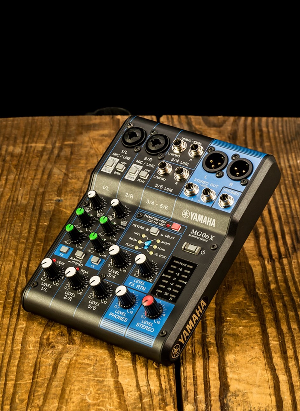 【美品】YAMAHA AG06 6-Channel Mixer Amazon.com: Yamaha AG06 Portable USB Powered 6 Channel