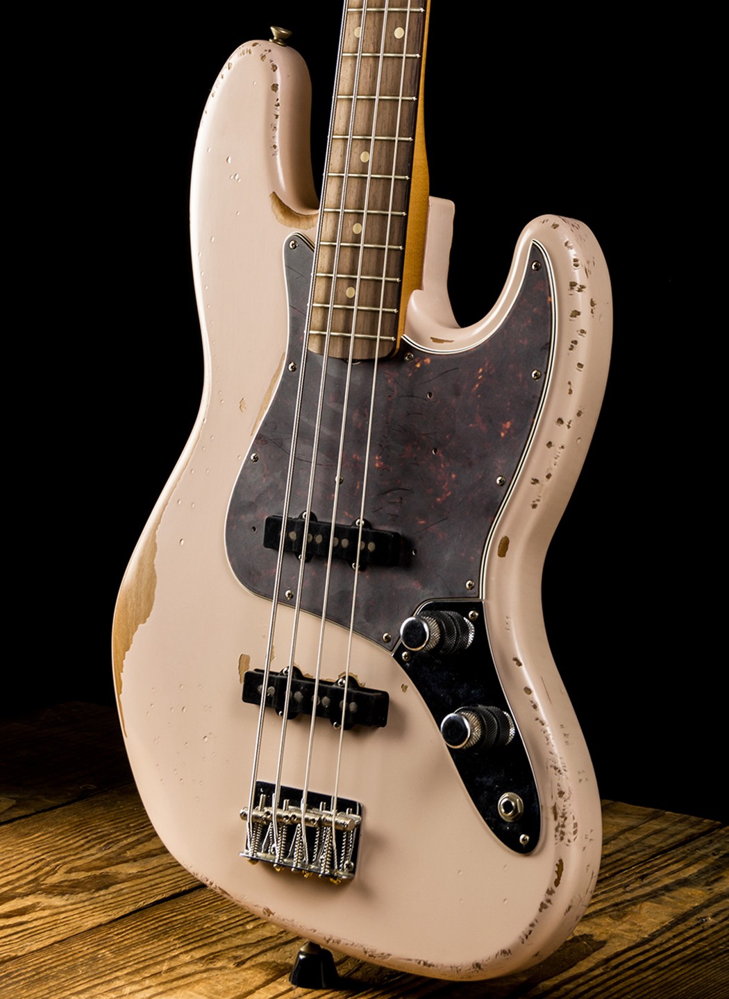 Fender Flea Road Worn Jazz Bass - Shell Pink