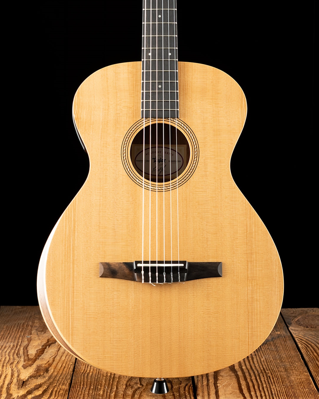 Taylor Academy 12-N Grand Concert Nylon-String Acoustic Guitar Natural