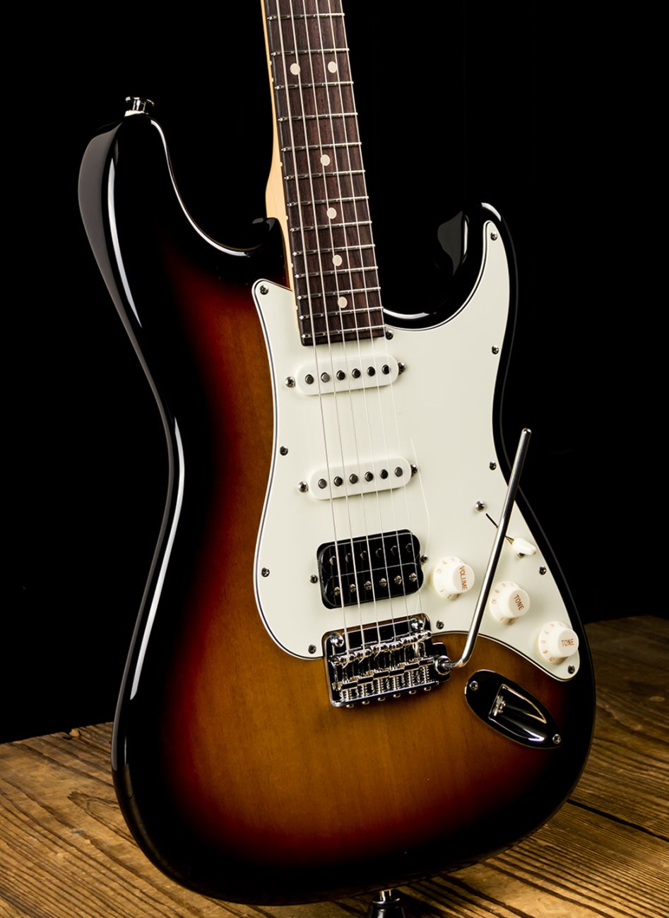 ギター Suhr Pro Series Classic 3TS Suhr Classic Antique Pro HSS Limited - Black over 3-Tone
