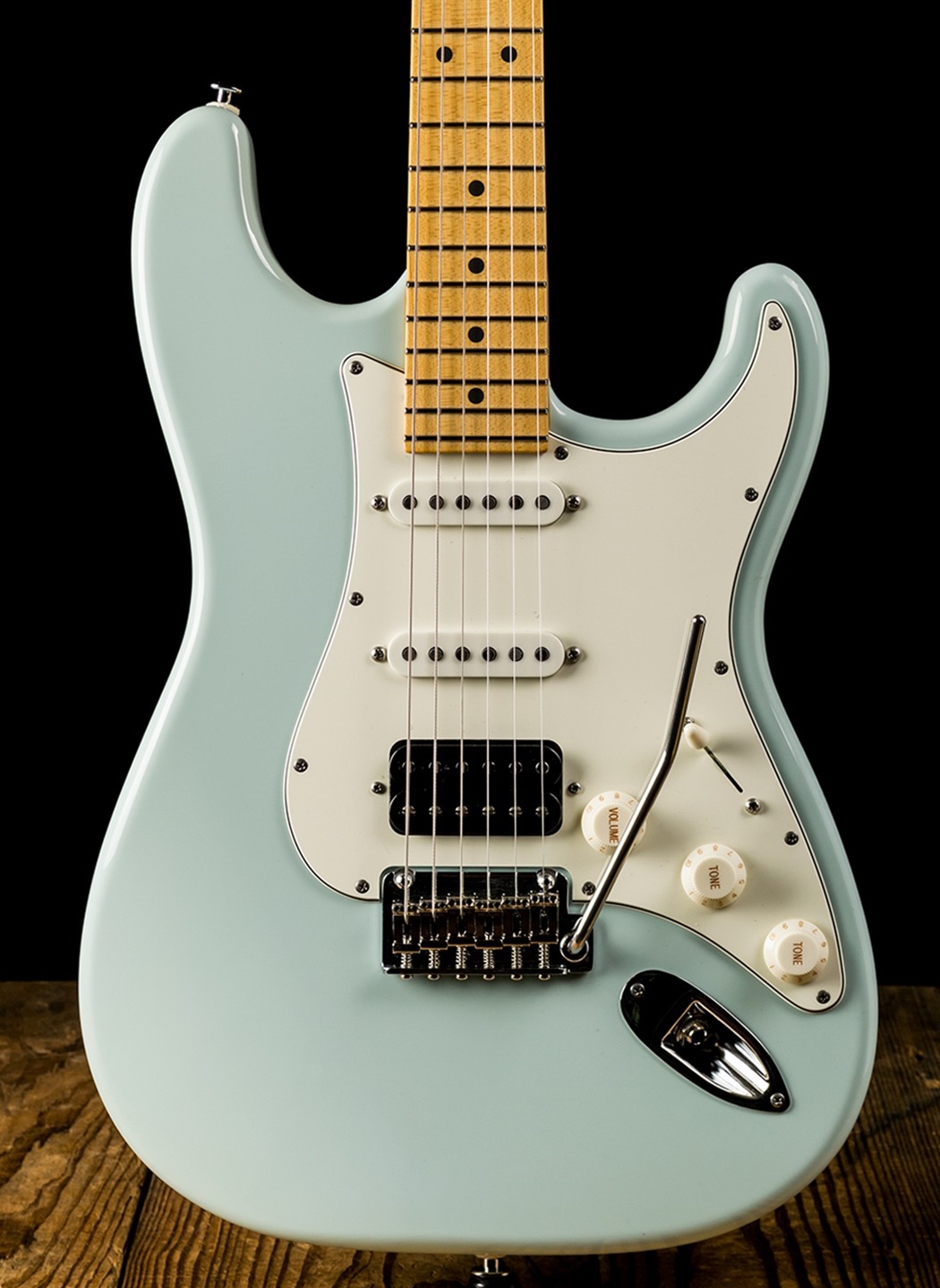 ギター Suhr Classic Pro Sonic Blue SSH Suhr Classic Pro HSS - Sonic Blue