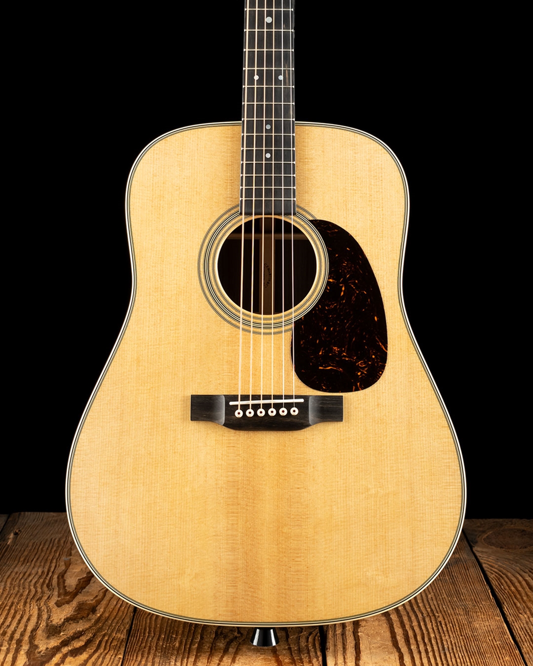 Martin D-28 - Natural