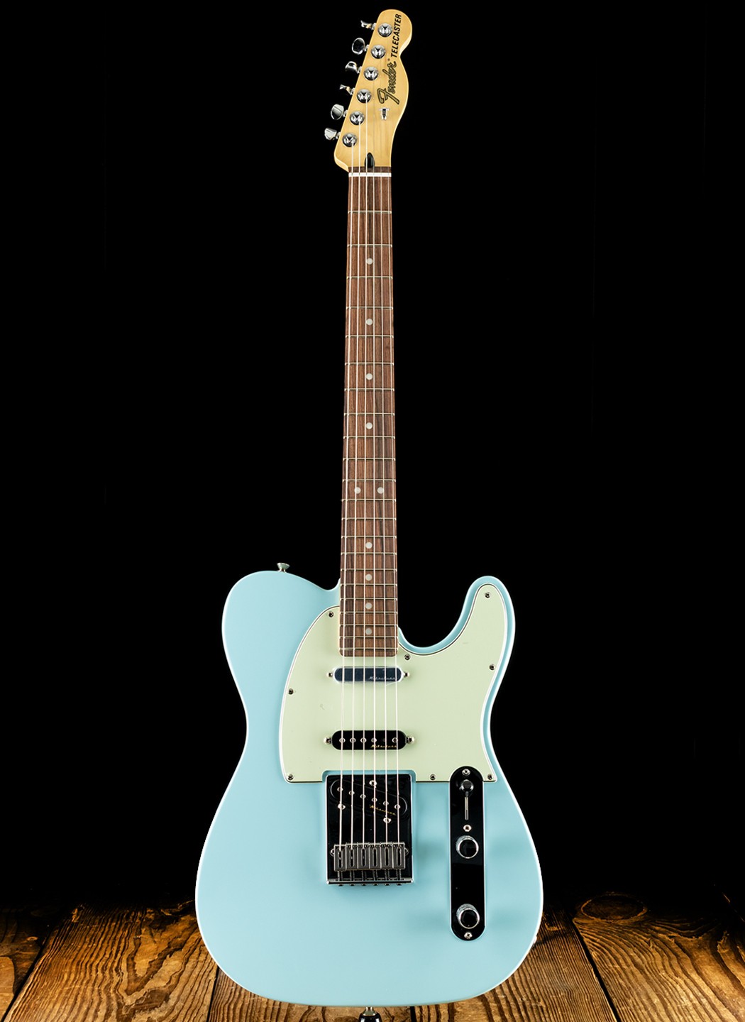 Fender Deluxe Nashville Telecaster - Daphne Blue