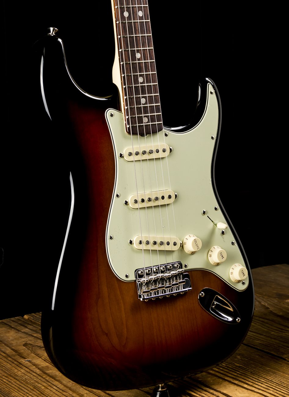 Fender American Original '60s Stratocaster - 3-Color Sunburst
