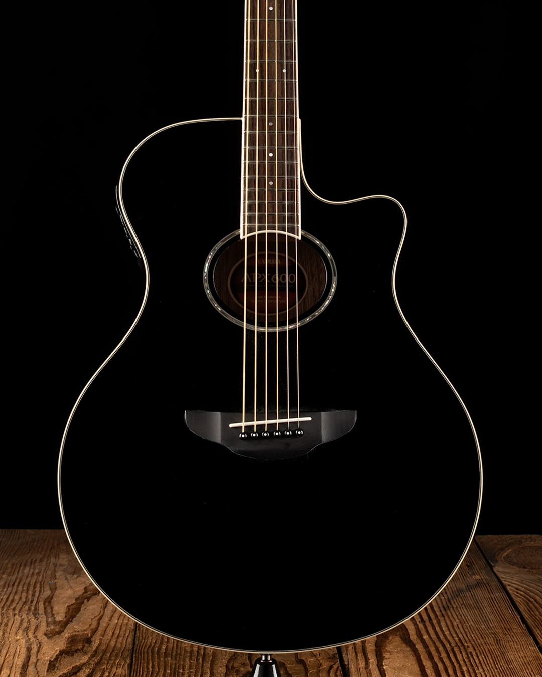 Yamaha APX600 - Black