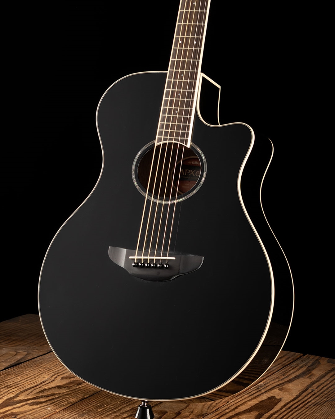 Yamaha APX600 - Black