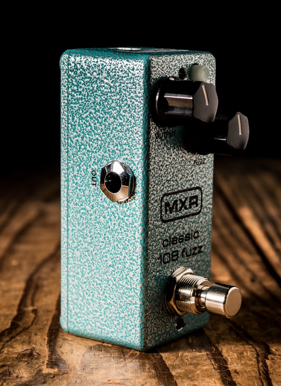 MXR M296 108 Classic Fuzz Mini ファズミニ MXR M296 Classic 108 Fuzz Mini Pedal | Sweetwater