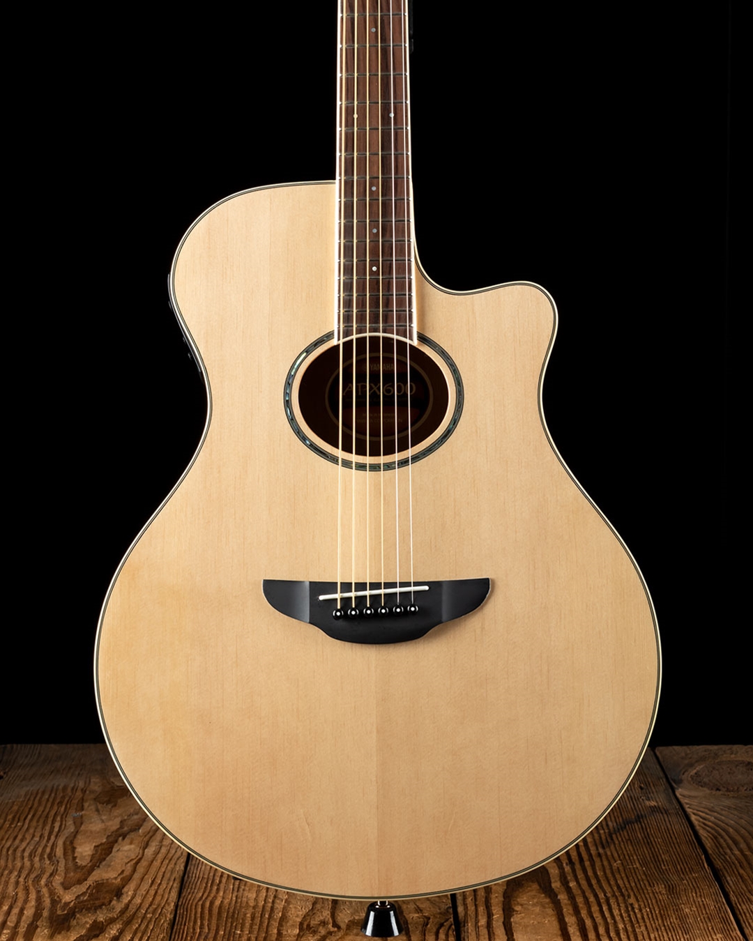 Yamaha APX600 Acoustic Electric Guitar