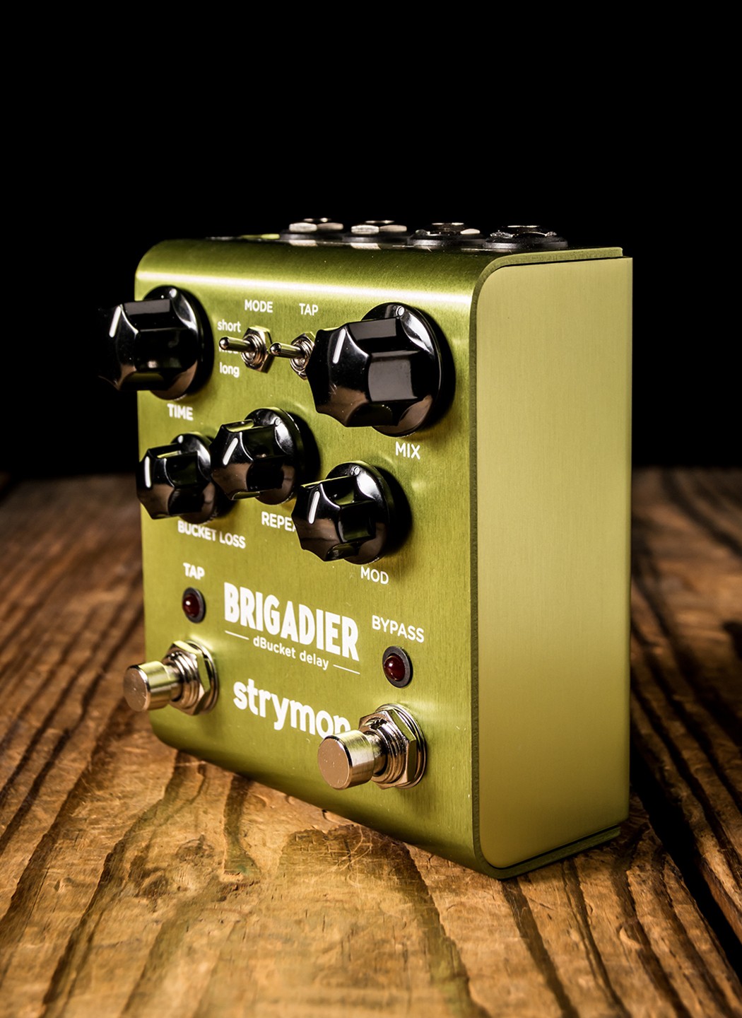 Amazon.com: Strymon Brig dBucket BBD Guitar Delay Pedal with