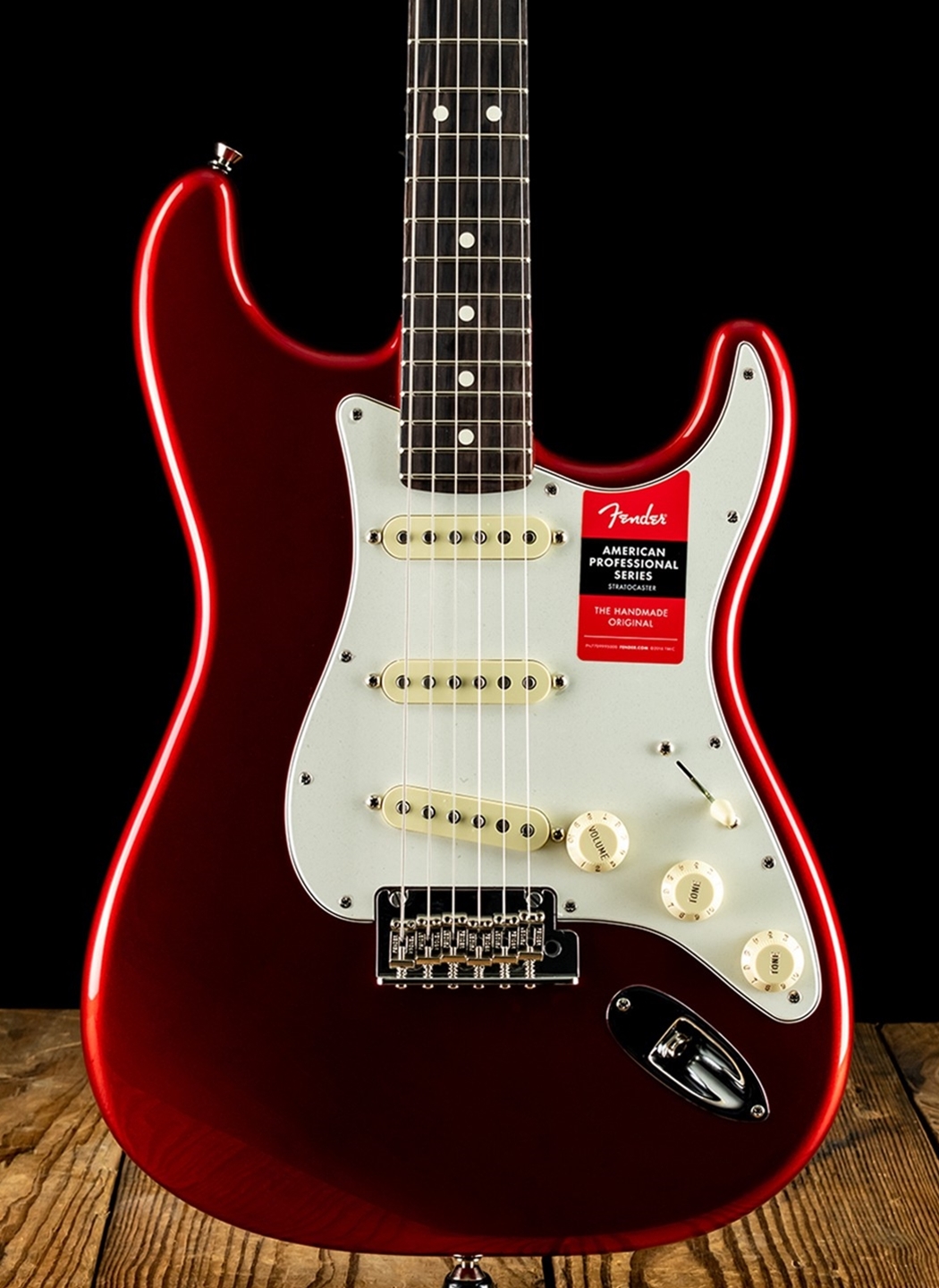 Fender american standard ストラトcandy apple Fender American Professional Stratocaster - Candy Apple Red
