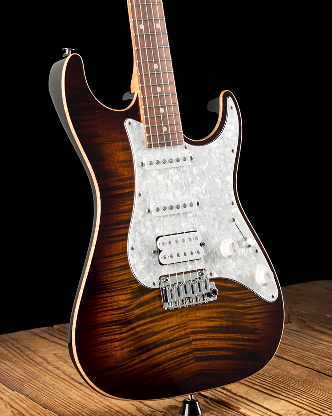 Suhr Standard Plus - Bengal Burst