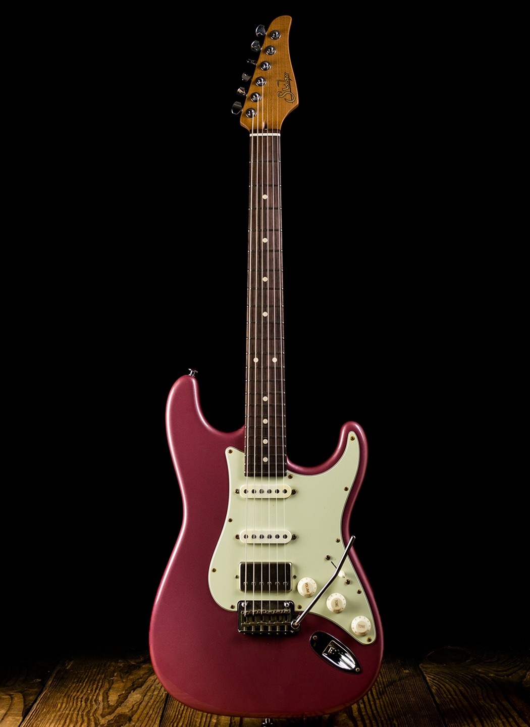 値下げします!! Suhr Classic Antique Roasted Suhr Classic Antique Roasted - Black - Eddie's Guitars