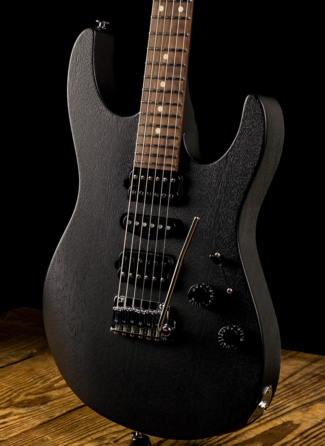 ギター Suhr Modern satin black Suhr Modern Satin Black Guitar - Floyd Rose | Humbucker Music