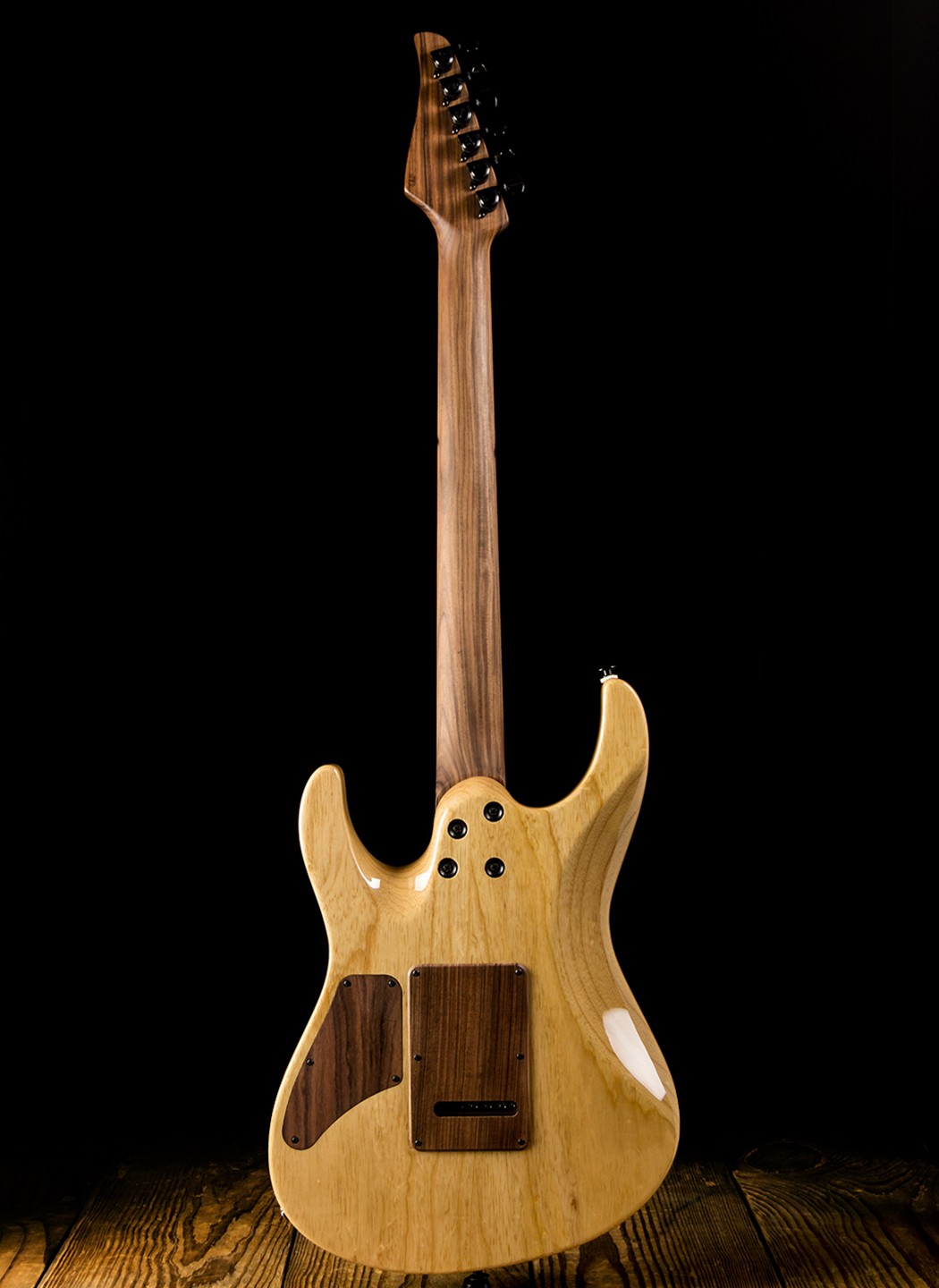 【カスタム品】Suhr Custom modern Walnut top Suhr Modern Custom Electric Guitar - Figured Walnut Top