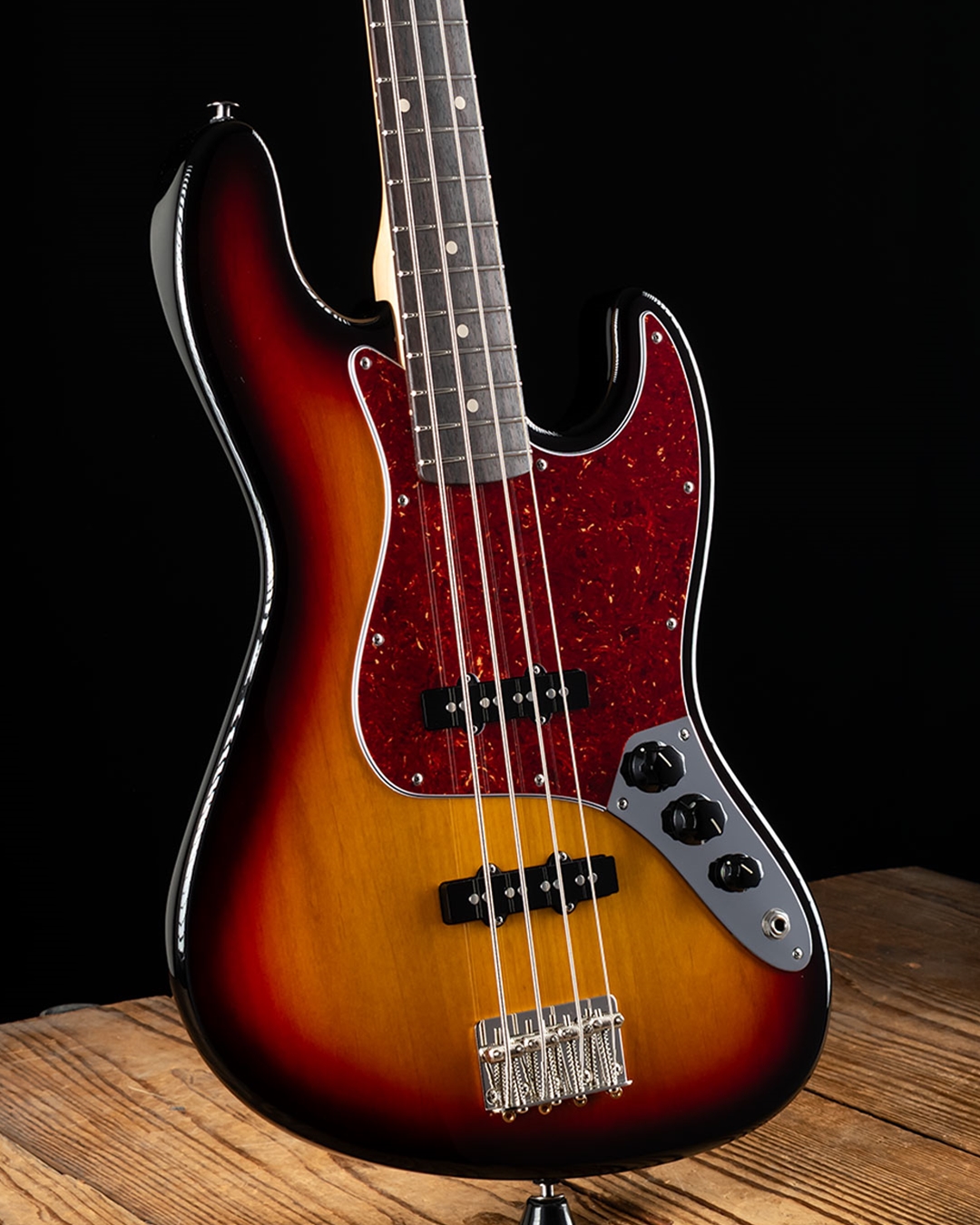 Suhr Classic J Pro - 3 Tone Burst