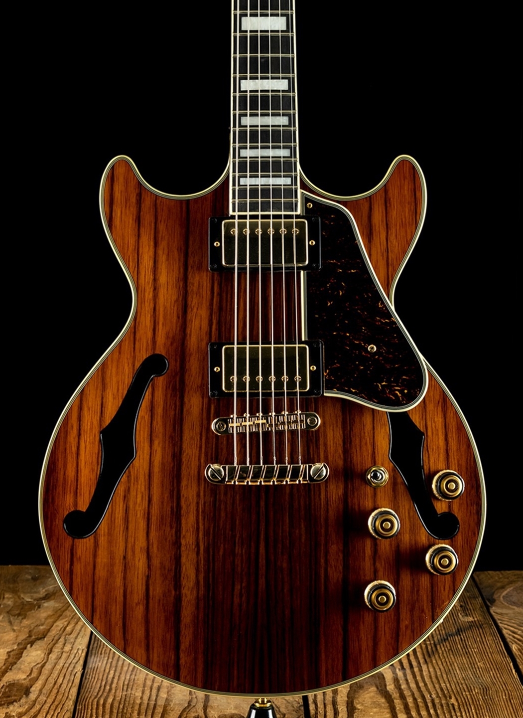 ギター Ibanez AM93ME NT Artcore Expressionist AM93ME | AM | HOLLOW BODIES | PRODUCTS | Ibanez guitars