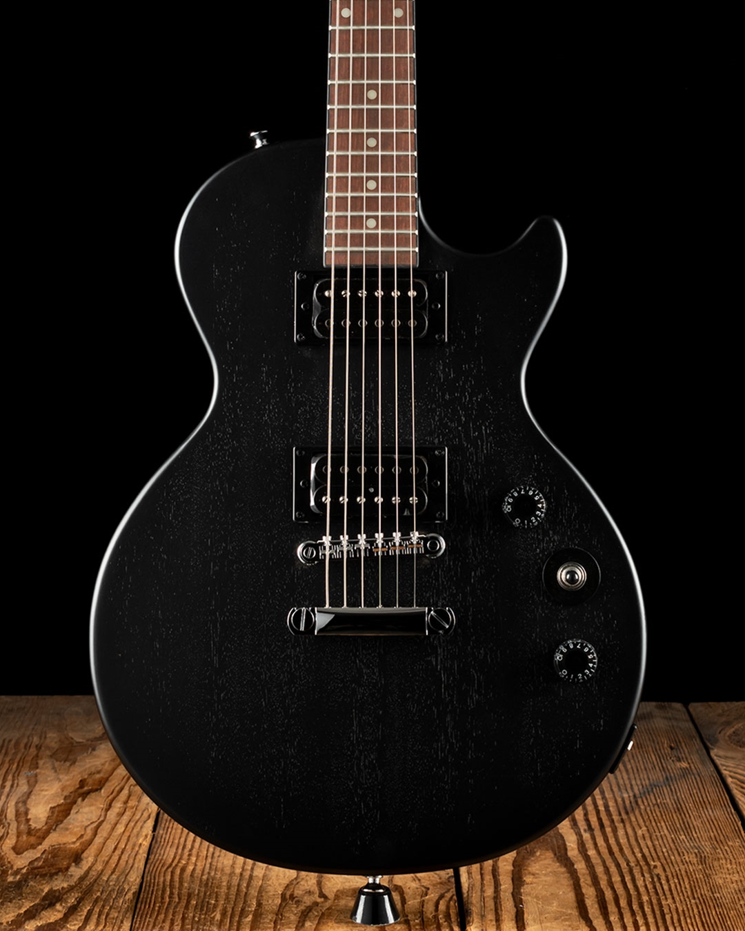 新品同様　エピフォンLes Paul Special VE Worn Ebony Epiphone Les Paul Special Satin E1 Electric Guitar - Vintage
