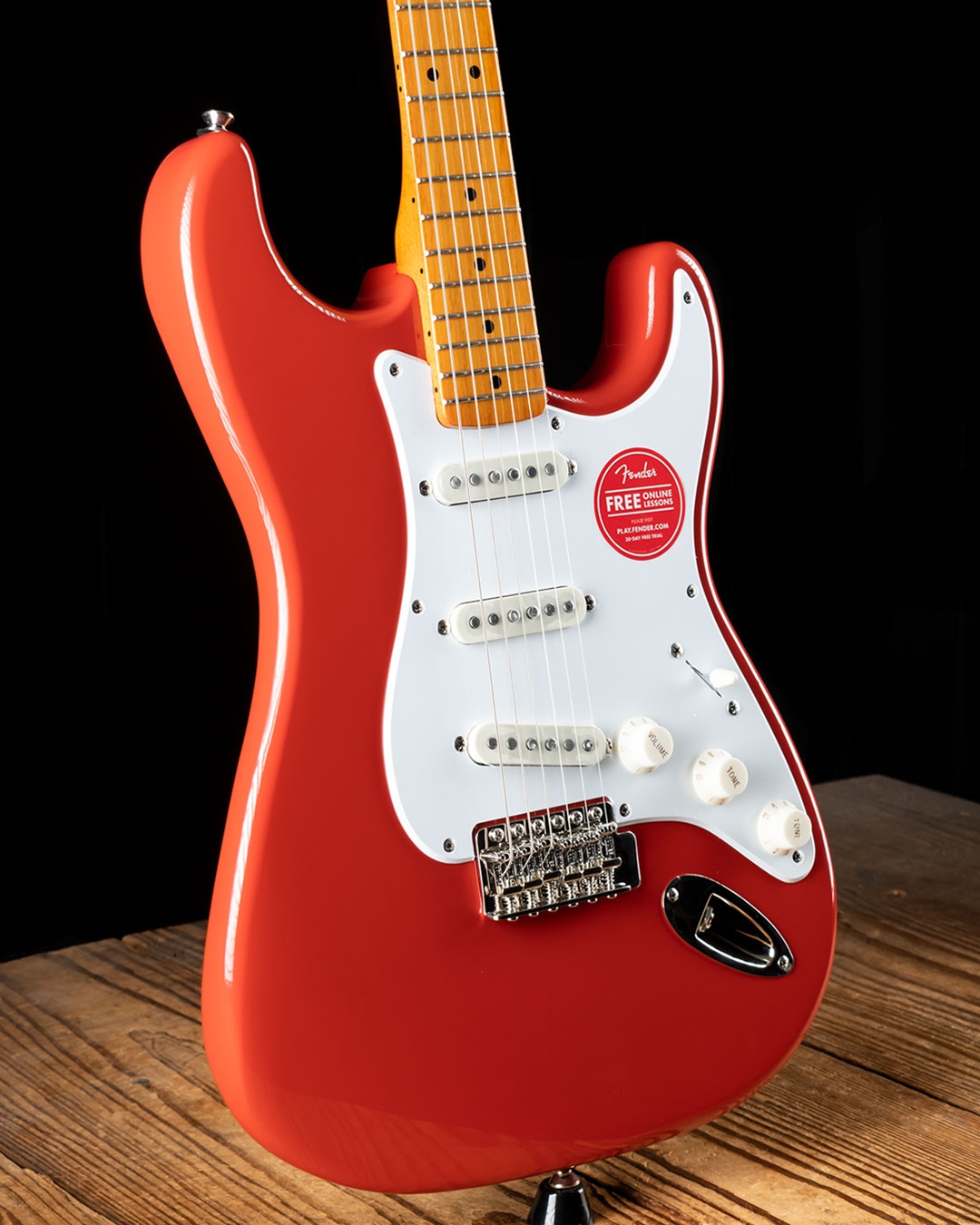 Squier by Fender Classic Vibe 50s ストラト Amazon.com: Squier Classic Vibe 50s Stratocaster Electric