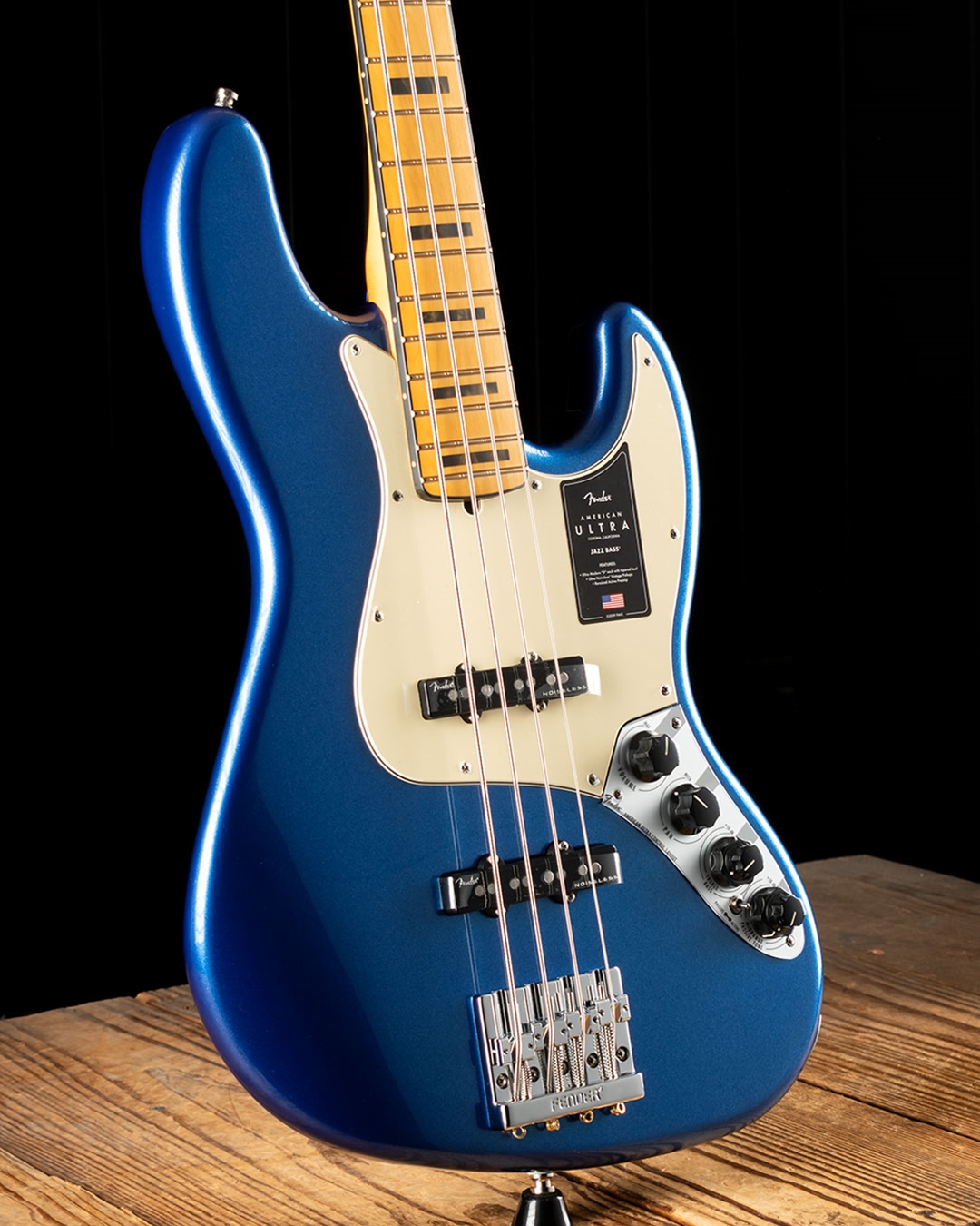 Fender American Ultra Jazz Bass Cobra Blue