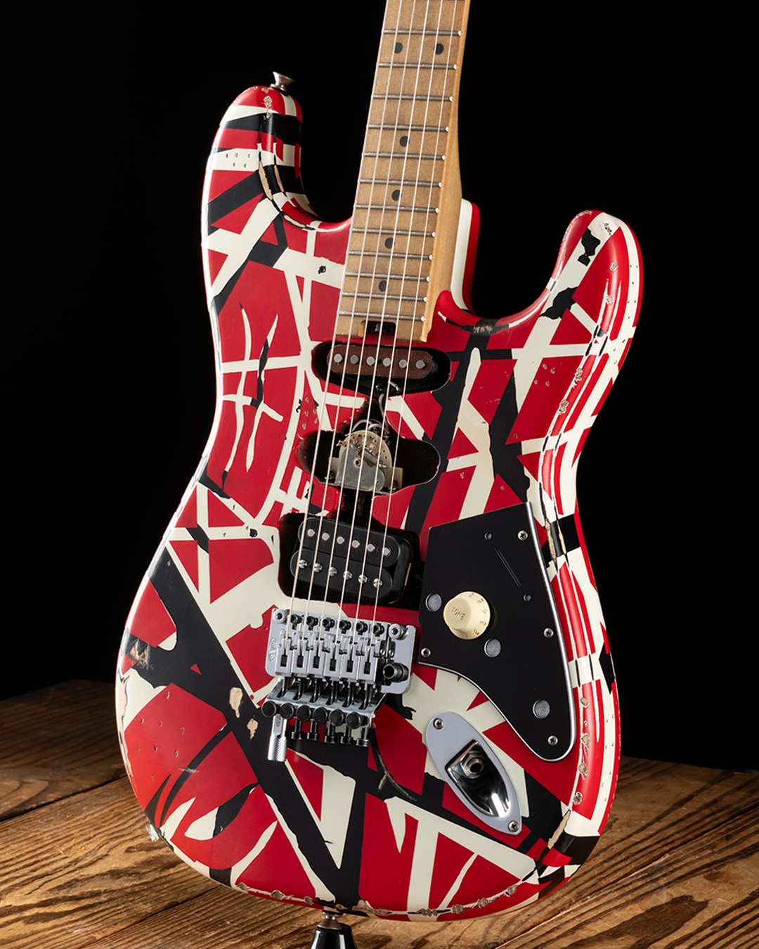 美品 EVH Frankie EVH Electric guitar Striped Series Frankie Red/White/Black