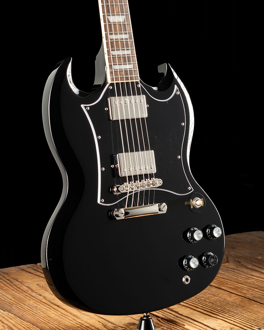 ギター Epiphone SG Standard Ebony Amazon.com: Epiphone IG SG Standard, Ebony with Bag