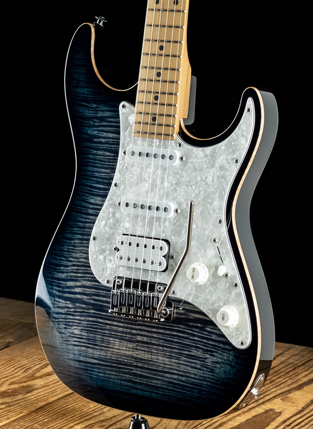 Suhr Standard Plus - Faded Trans Whale Blue Burst