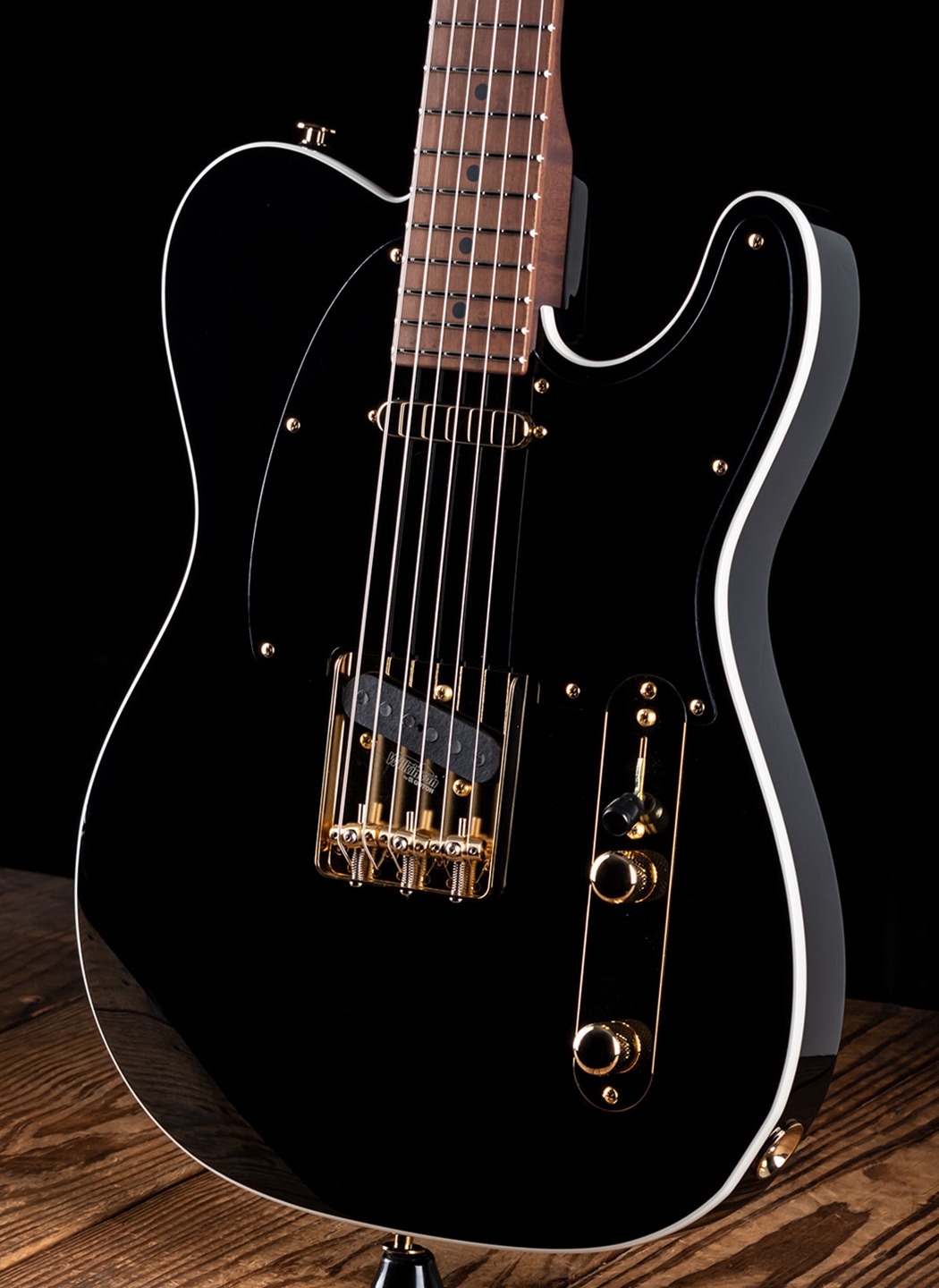 Suhr Mateus Asato Signature Series Classic T - Black