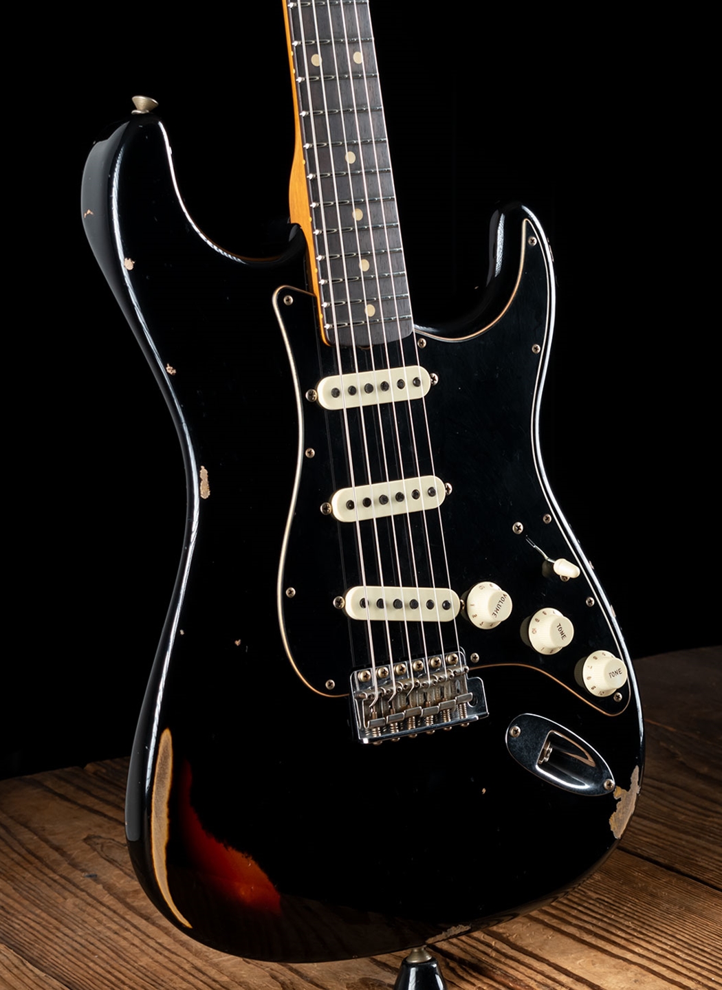 Fender Limited Edition Dual-Mag II Relic Strat - Black Over Sunburst