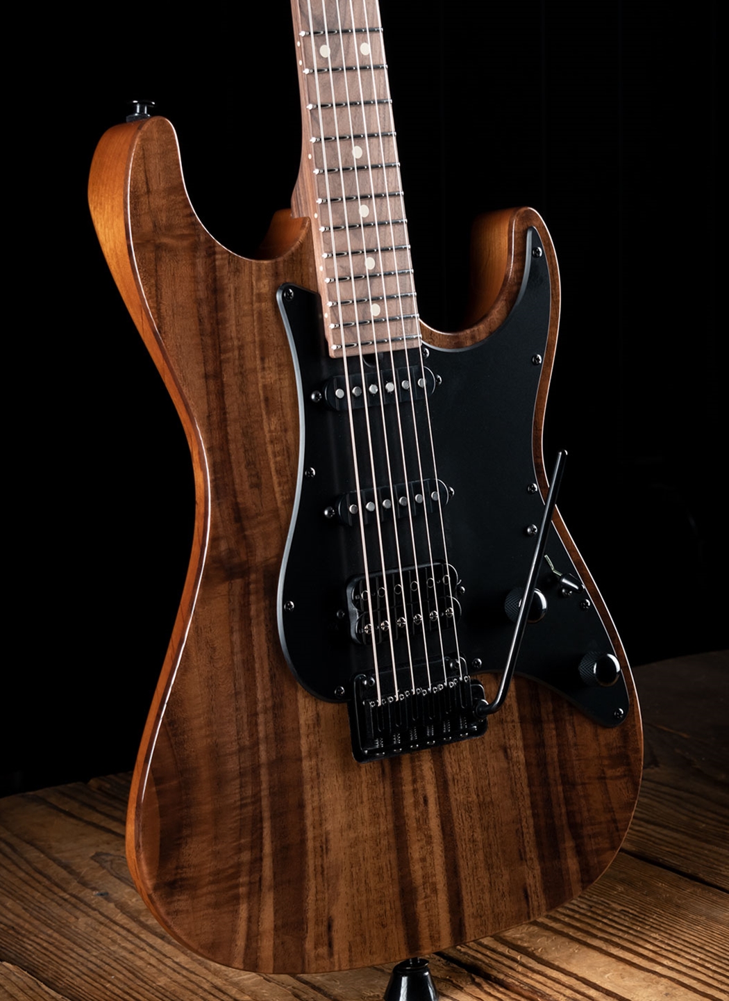 Suhr Standard Custom Figured Walnut/Roasted Alder - Natural