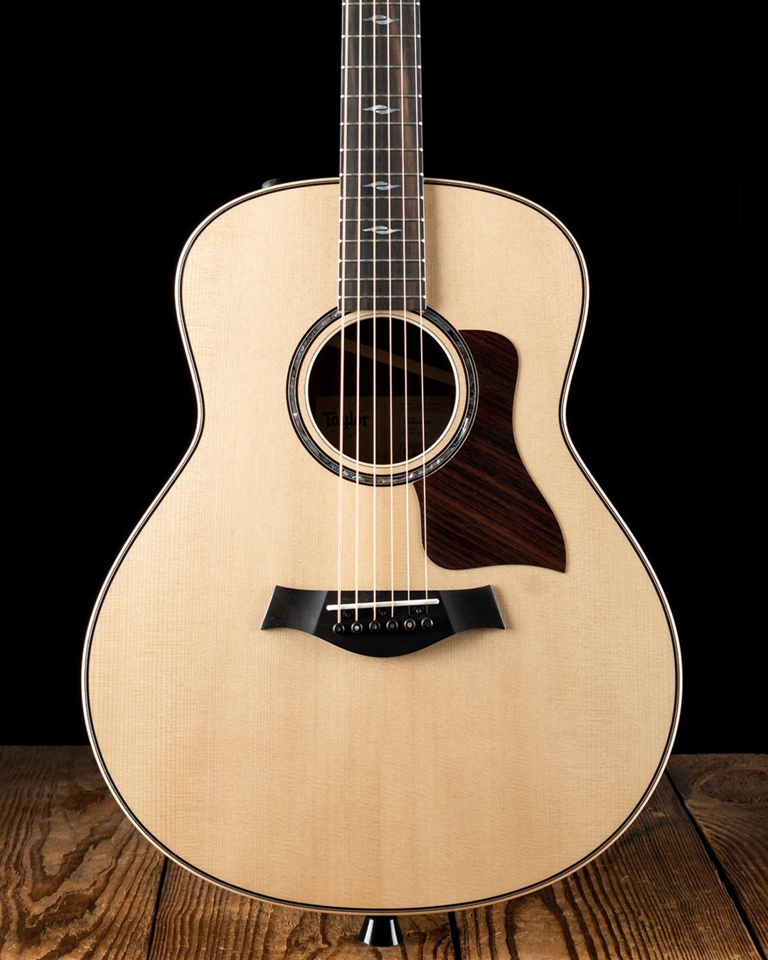 Taylor GT 811e - Natural