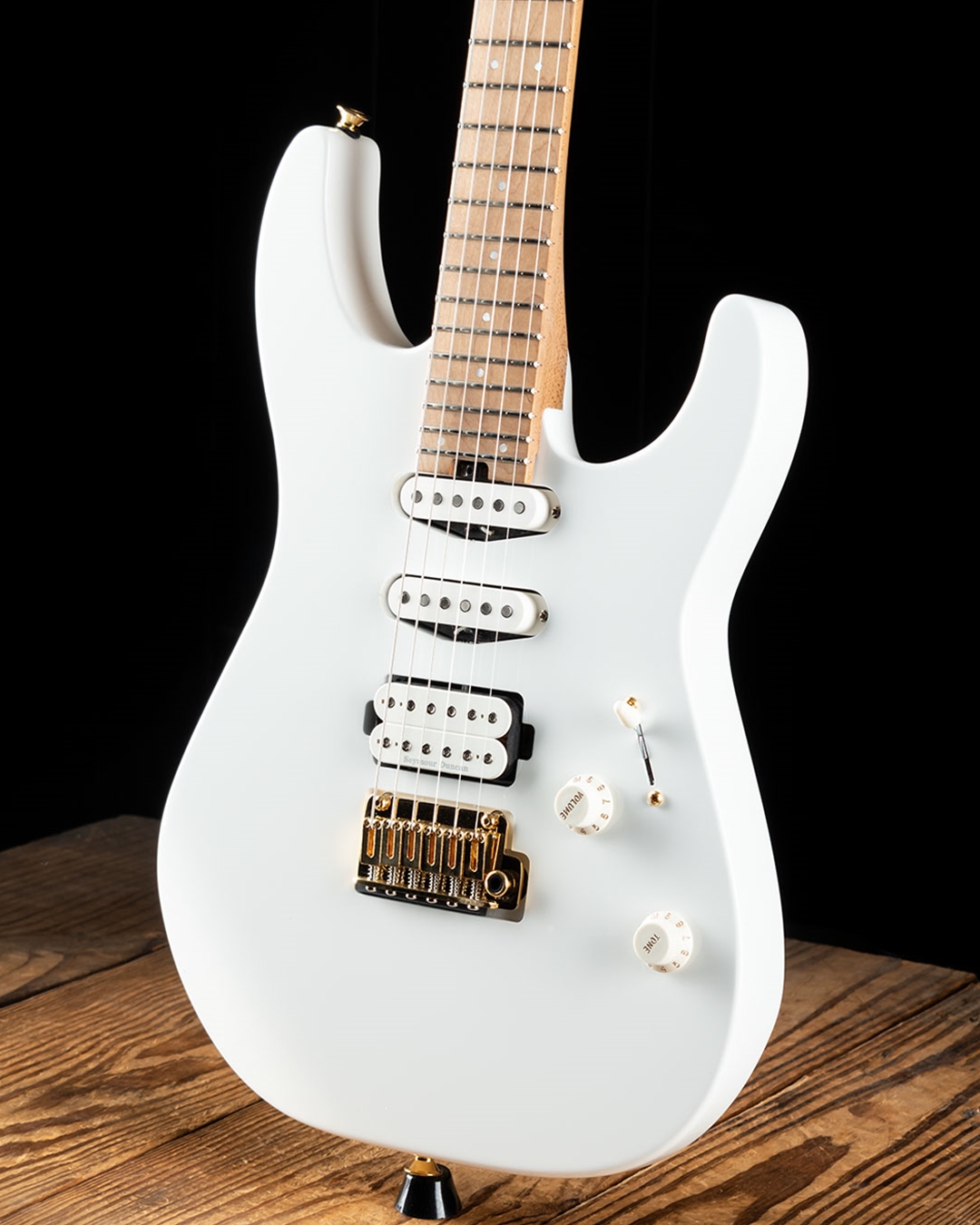 Charvel Pro-Mod DK24 HSS 2PT CM - Snow White