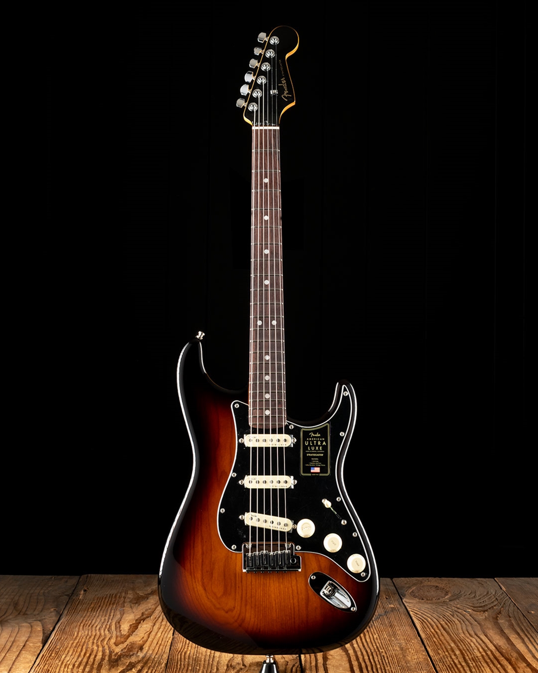 ギター Fender USA American Deluxe Stratoc Fender American Deluxe Stratocaster Electric Guitar (2004